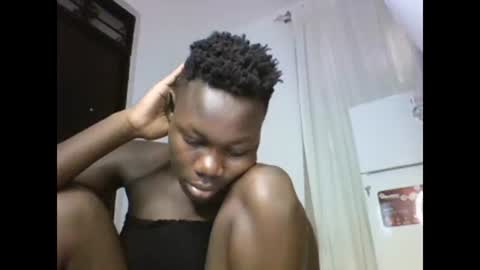 Snapshot of sexqueen02 chatting on February 8, 1:54 pm sexqueen02 online show from February 8, 1:54 pm