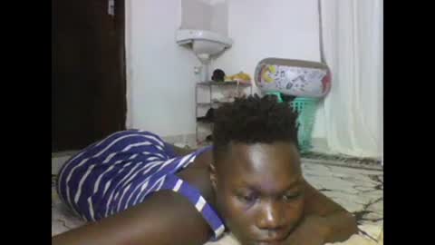 Snapshot of sexqueen02 chatting on February 18, 11:52 pm sexqueen02 online show from February 18, 11:52 pm