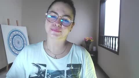 Snapshot of sexwwoman chatting on February 16, 9:16 pm CHIARA online show from February 16, 9:16 pm
