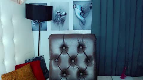 sexxxy_caroline online show from January 26, 8:57 am