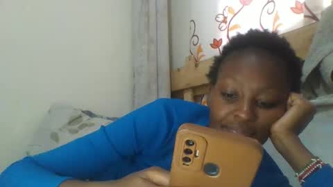 Snapshot of sexxy_bum23 chatting on October 26, 2:50 pm sexxy bum online show from October 26, 2:50 pm