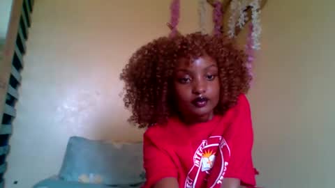 sexxy_daisyy online show from February 11, 9:13 am