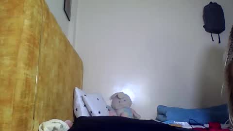 skylar online show from March 24, 10:10 am