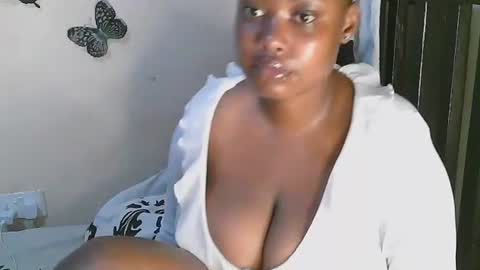 Snapshot of sexxy_mish chatting on September 13, 2:58 am sexxy_mish online show from September 13, 2:58 am