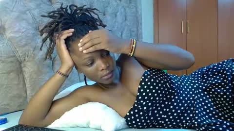 Snapshot of sexxy_santa chatting on December 7, 4:37 am Santa online show from December 7, 4:37 am