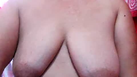 misslovely j online show from May 24, 1:35 am