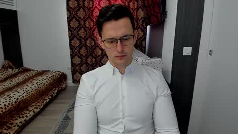 Snapshot of sexxymuscles4u chatting on March 12, 8:08 am Sexxymuscles4U online show from March 12, 8:08 am