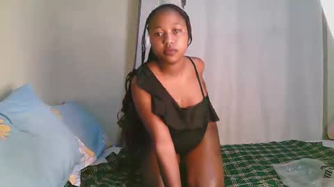 Snapshot of sexy_ariana_2 chatting on October 19, 10:42 am Ariana online show from October 19, 10:42 am