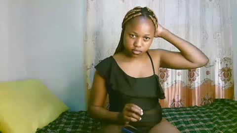 Snapshot of sexy_ariana_2 chatting on September 22, 12:53 pm Ariana online show from September 22, 12:53 pm