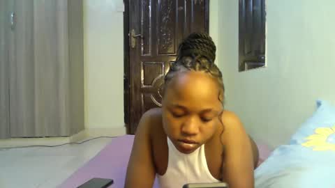 Snapshot of sexy_ariana_2 chatting on February 8, 4:25 am Ariana online show from February 8, 4:25 am