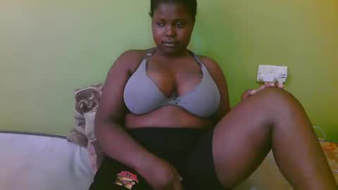 sexy_divana online show from February 21, 5:35 am