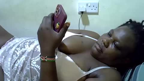 Snapshot of sexy_ebony254 chatting on October 12, 11:58 am sexy_ebony254 online show from October 12, 11:58 am