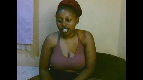 sexy_latasha online show from January 15, 6:28 pm