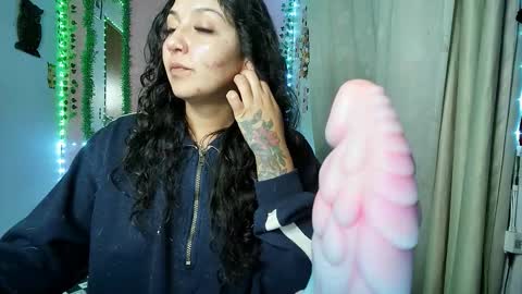 sexy lolas online show from October 19, 5:12 am