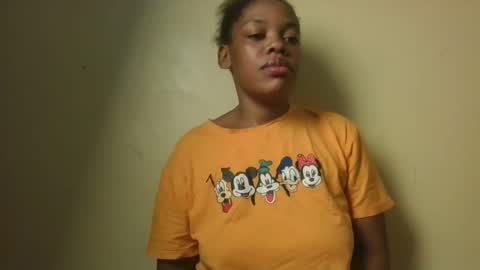 sexy_lyna online show from October 29, 11:34 am