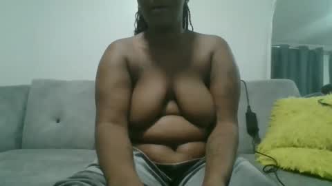 milky online show from January 8, 2:17 am