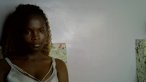 Molyne online show from January 14, 1:19 pm