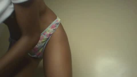 Snapshot of sexy_rio_ chatting on March 7, 3:18 pm sexy_rio_ online show from March 7, 3:18 pm
