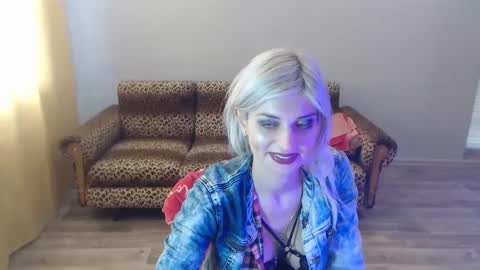 Snapshot of sexybeatriice chatting on February 16, 1:16 pm sexybeatriice online show from February 16, 1:16 pm