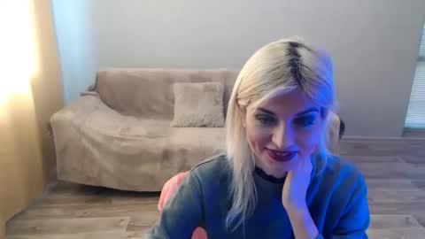 sexybeatriice online show from January 18, 8:12 am