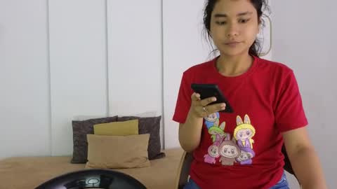 chanell and yina online show from May 7, 1:40 pm