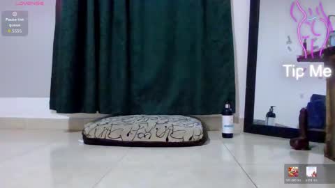 sexychubbyanna online show from April 28, 2:27 am