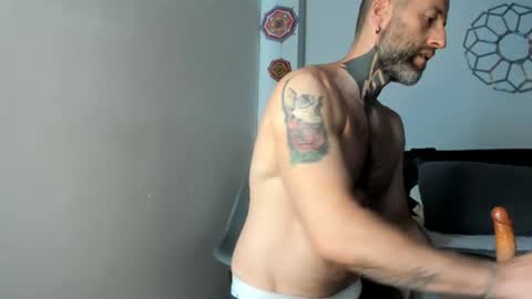 Antonioylola online show from June 24, 2:02 pm