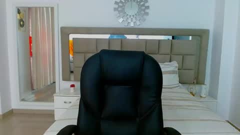 DAKOTA online show from January 10, 10:36 pm