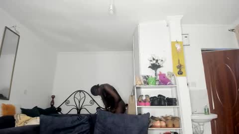 sexydotty382074 online show from May 8, 9:48 am