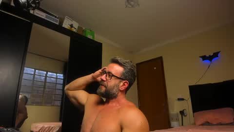 chris online show from November 20, 5:43 pm