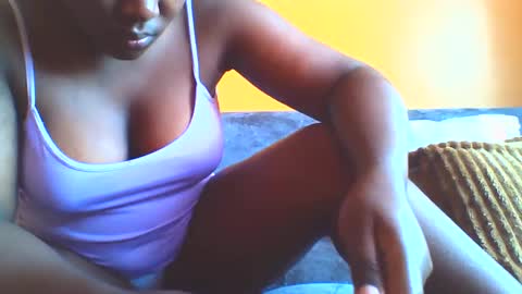 sexyflowerr online show from June 4, 10:21 am
