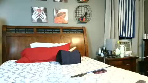 sexyfunchik92 online show from July 5, 1:09 am