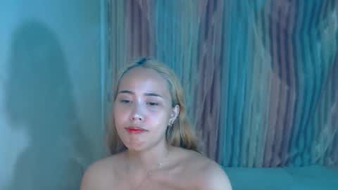 jeanken and jelian online show from September 19, 9:24 am