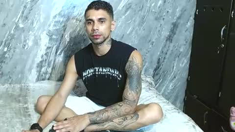 sexyhotsweet2026 online show from June 13, 2:44 am