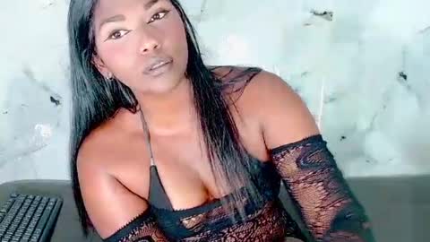 SexyKitten147 online show from June 19, 11:00 pm