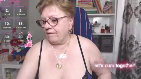 sexylynette4u online show from March 6, 11:31 am