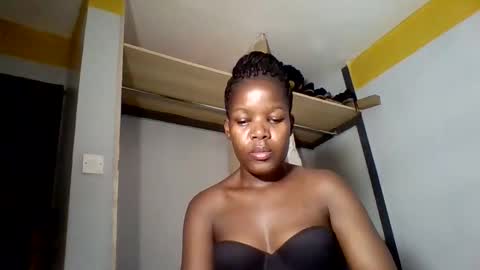 Snapshot of sexymelanin001 chatting on October 15, 2:15 am sexymelanin001 online show from October 15, 2:15 am