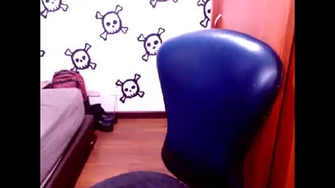 sexymone0618 online show from April 18, 3:41 am