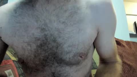Snapshot of sexymountainman420 chatting on October 3, 6:43 am Sexymountainman420 online show from October 3, 6:43 am