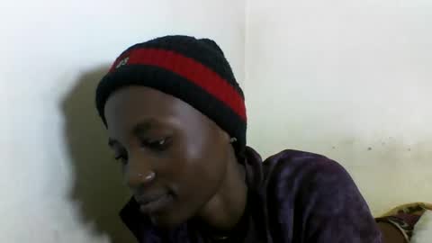 Snapshot of sexyneedle22 chatting on February 26, 5:46 am VIVIAN online show from February 26, 5:46 am