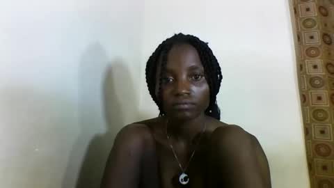 Snapshot of sexyneedle22 chatting on February 17, 2:06 pm VIVIAN online show from February 17, 2:06 pm