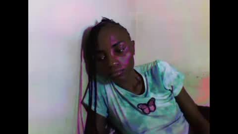 Snapshot of sexyneedle22 chatting on March 7, 4:45 am VIVIAN online show from March 7, 4:45 am