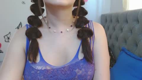 Venus Independent Model online show from July 30, 5:02 pm