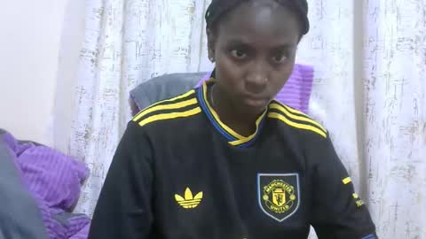 Snapshot of sexytinyy chatting on November 1, 10:31 pm maria online show from November 1, 10:31 pm