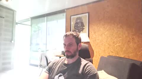 Snapshot of shad0w_hunter chatting on October 15, 1:45 pm shad0w_hunter online show from October 15, 1:45 pm