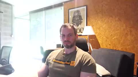 shad0w_hunter online show from November 8, 2:31 pm