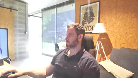 shad0w_hunter online show from May 6, 2:45 pm