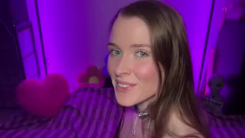 shadebabe online show from June 15, 4:26 am