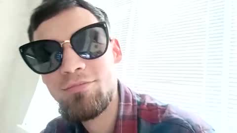 shadowpulse777 online show from April 2, 11:39 am