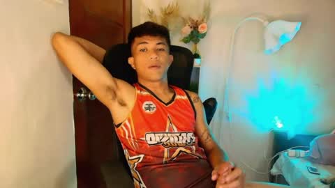 shake_raytow34 online show from June 20, 6:03 pm